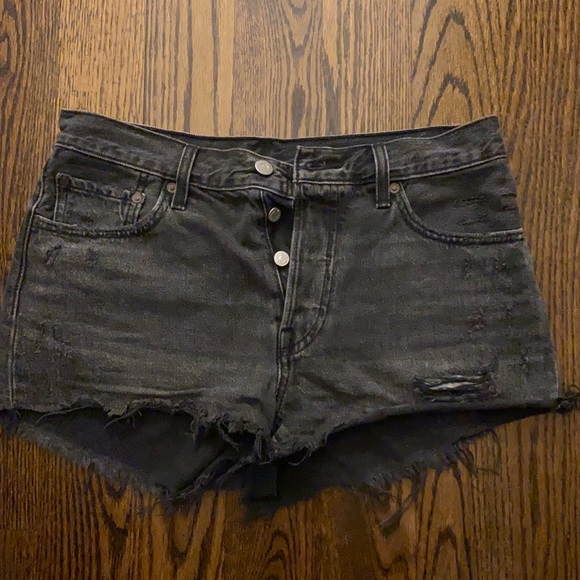 Levi’s 501 short - Picture 2 of 4